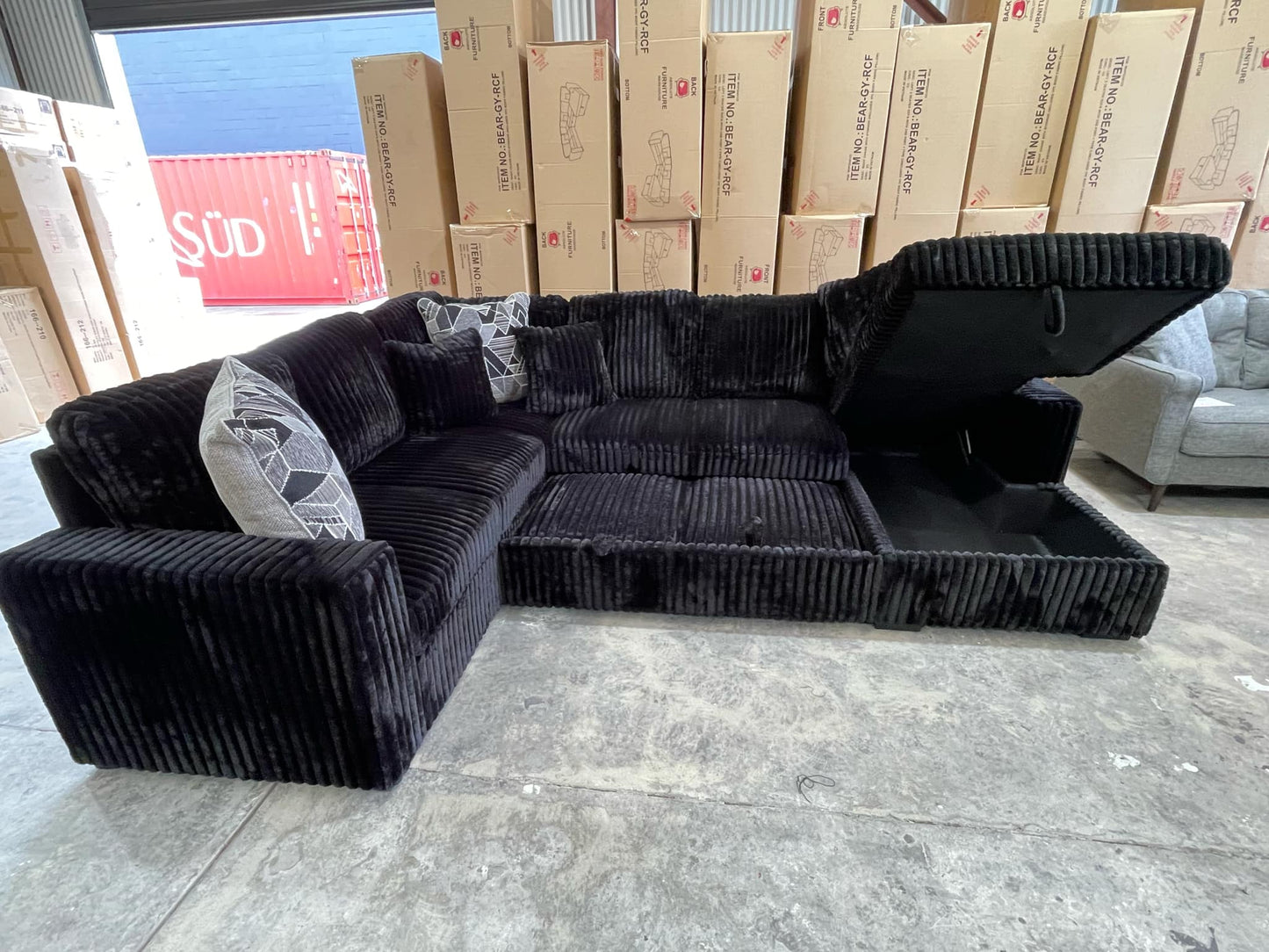 Bear U Shaped Lounge with Sofa Bed & Storage - RHF