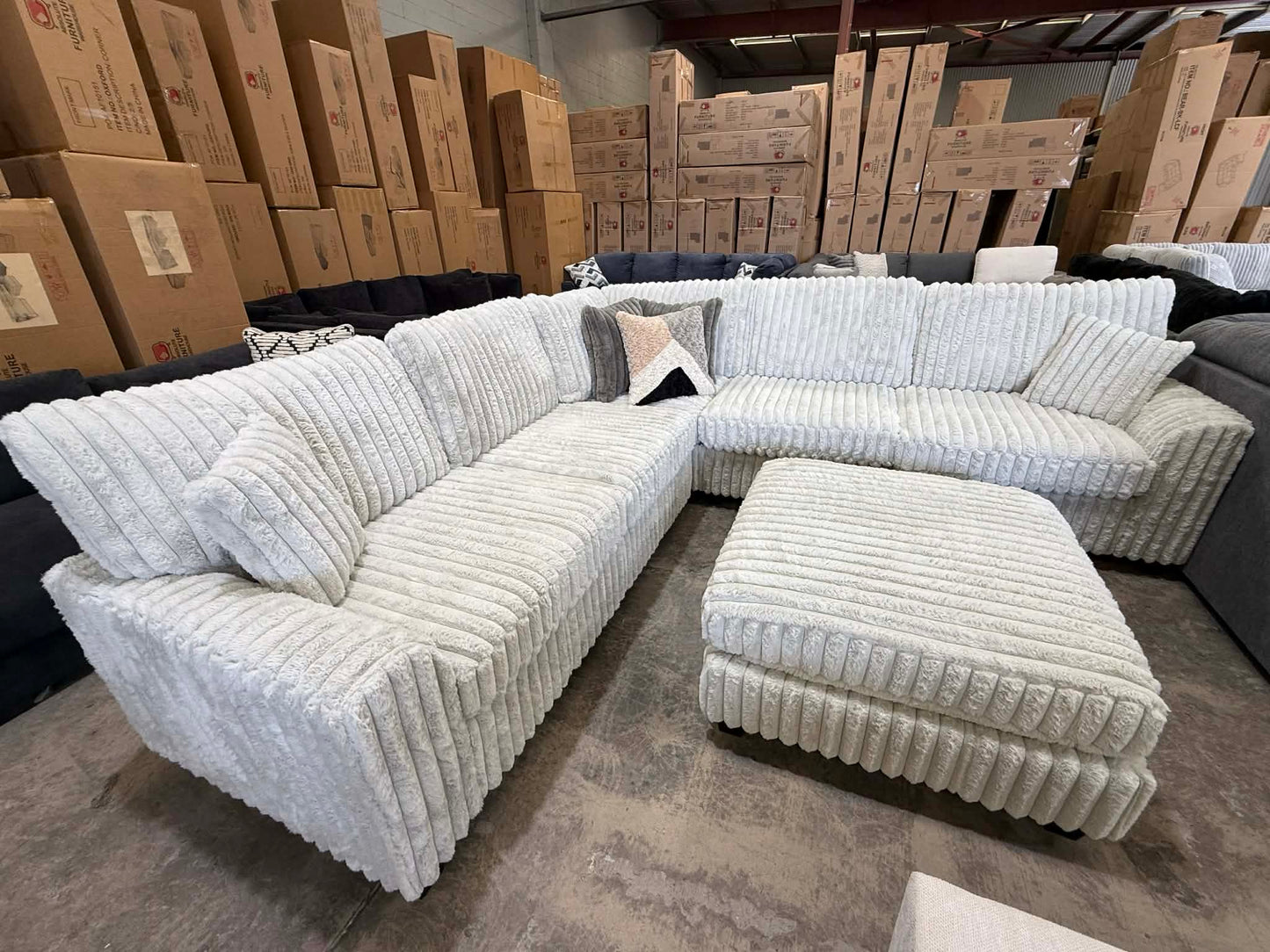 Pheonix Corner with Ottoman