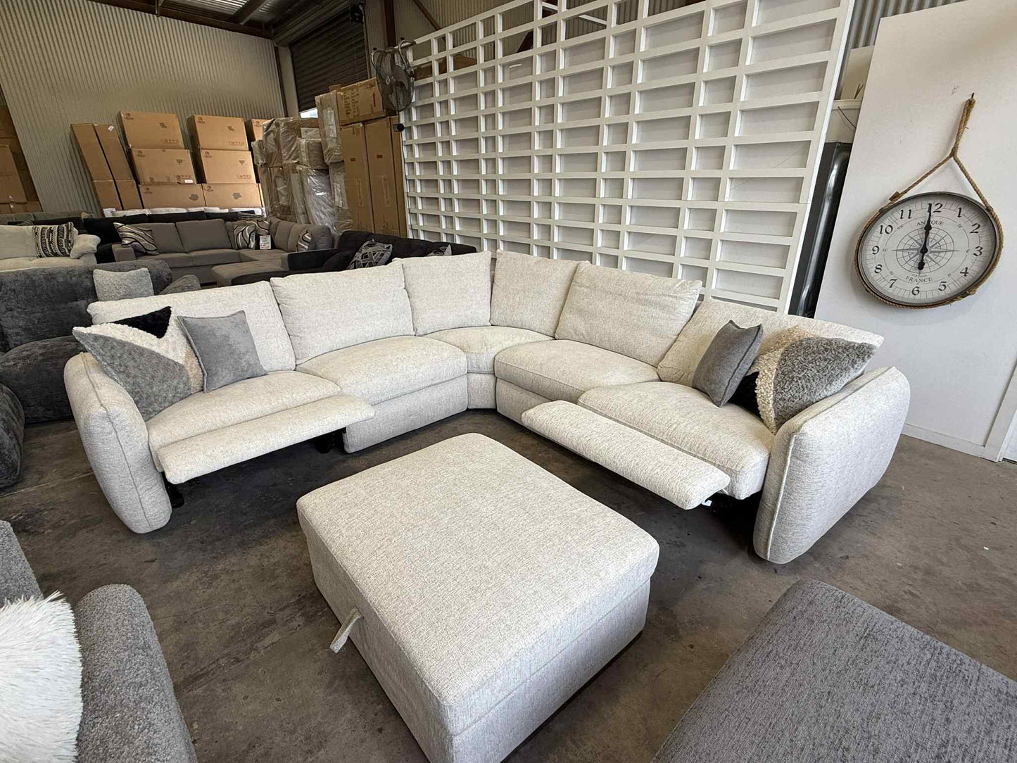 Bentley Corner Electric Recliner - Modular