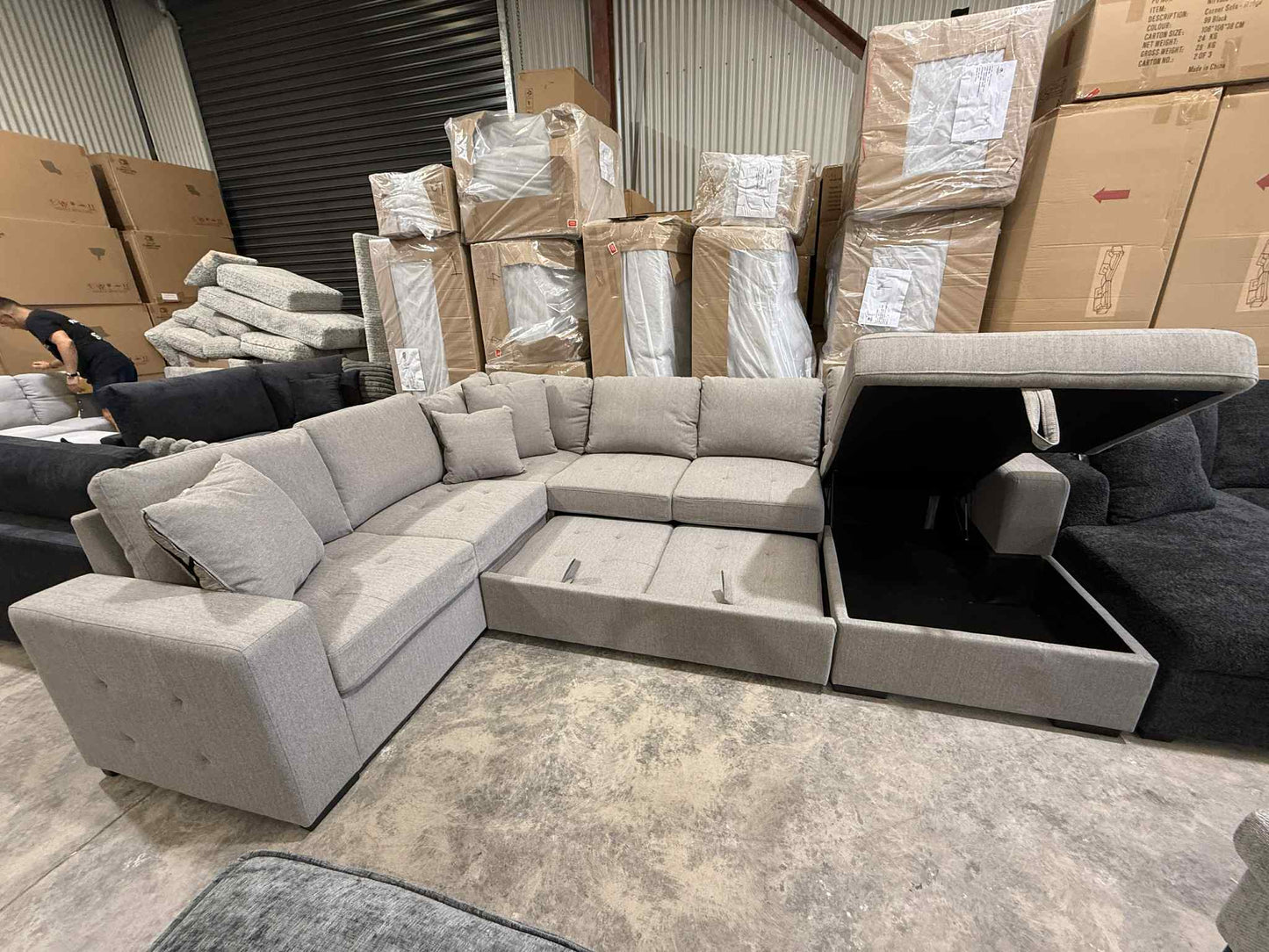 U Shape Lounge with Sofa Bed & Storage