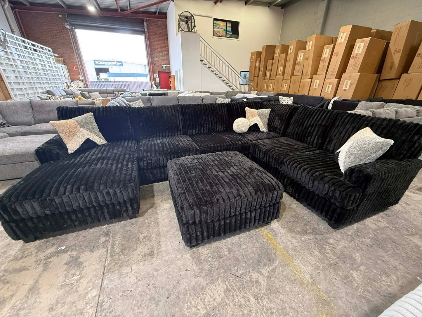 Oxford Large U Shape with Ottoman