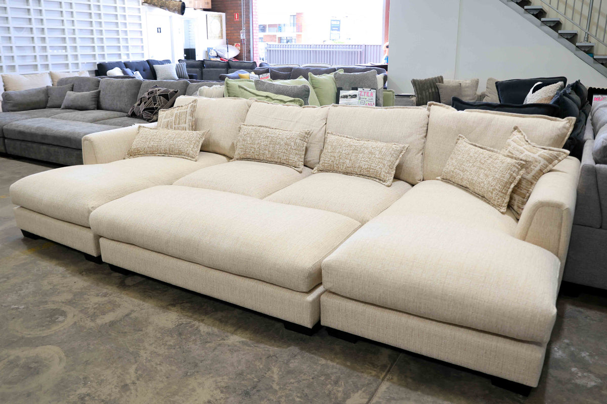 double chaise luxury lounge