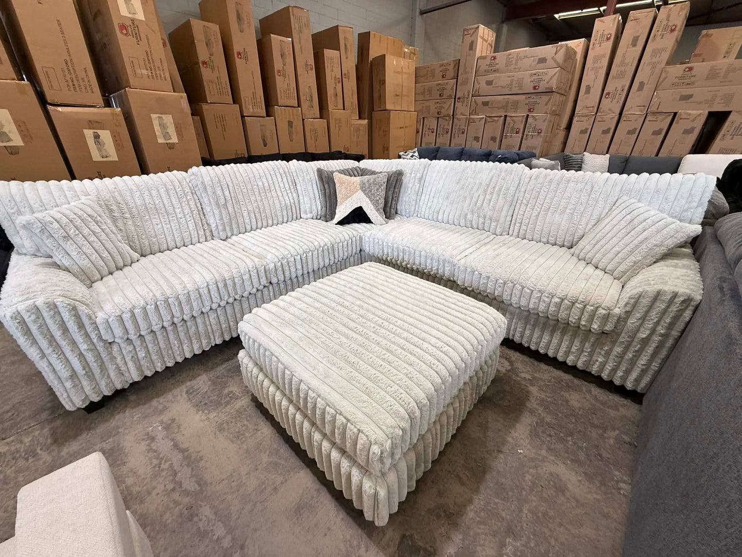 Pheonix Corner with Ottoman